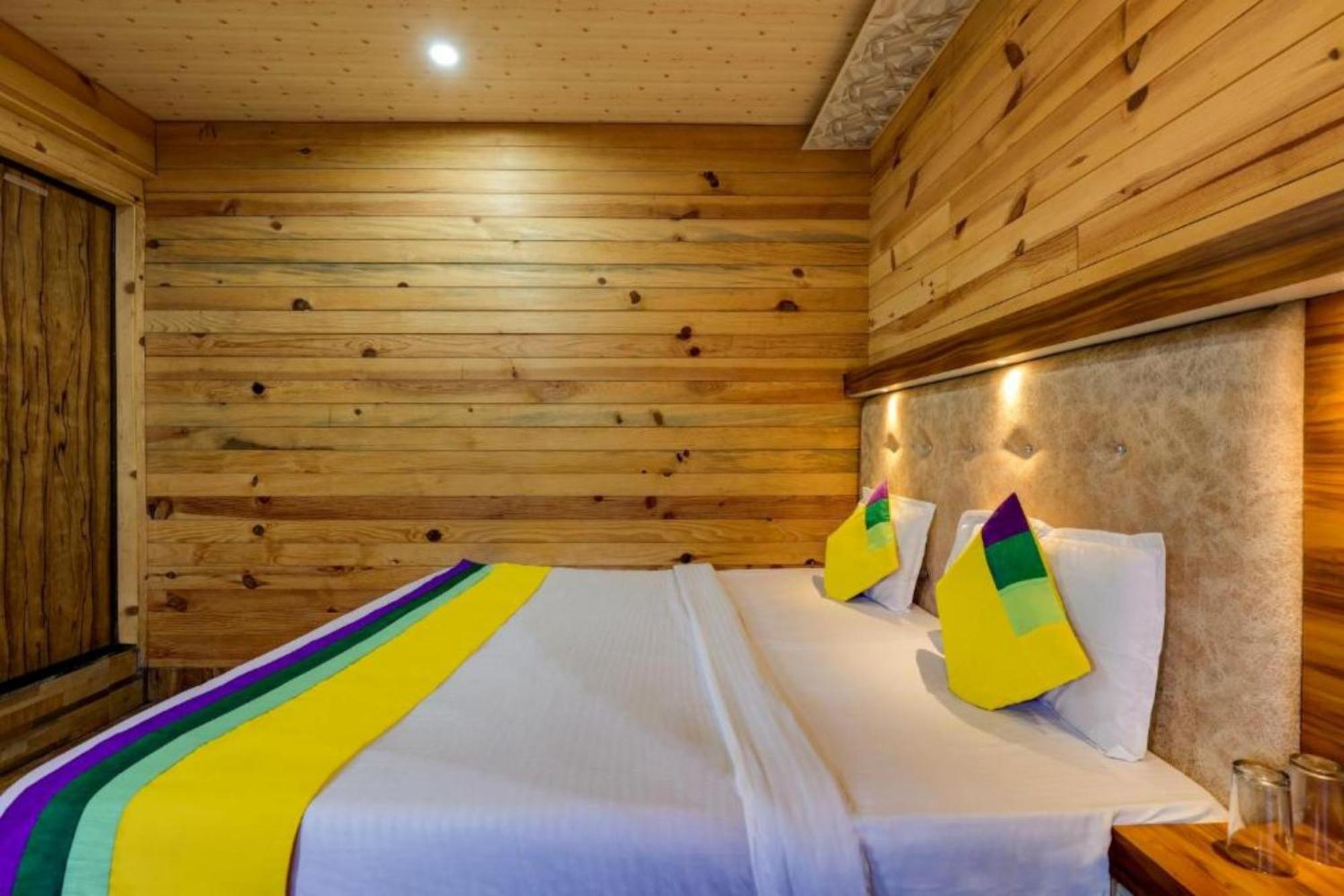 Hotel Vinayak Nainital Near Mall Road Lake View Room Εξωτερικό φωτογραφία