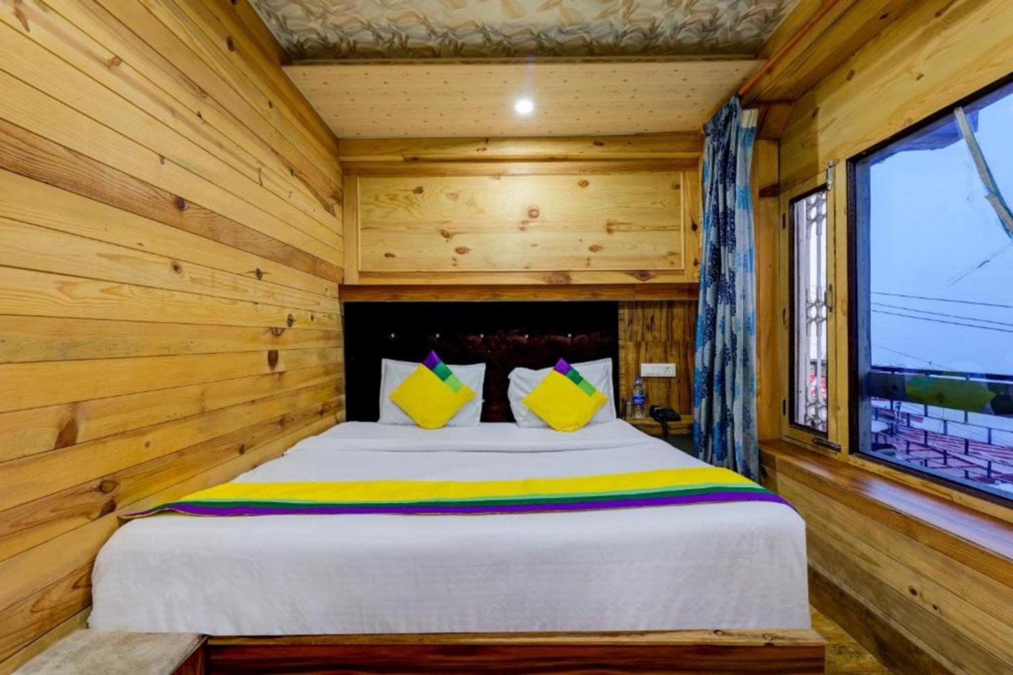 Hotel Vinayak Nainital Near Mall Road Lake View Room Εξωτερικό φωτογραφία