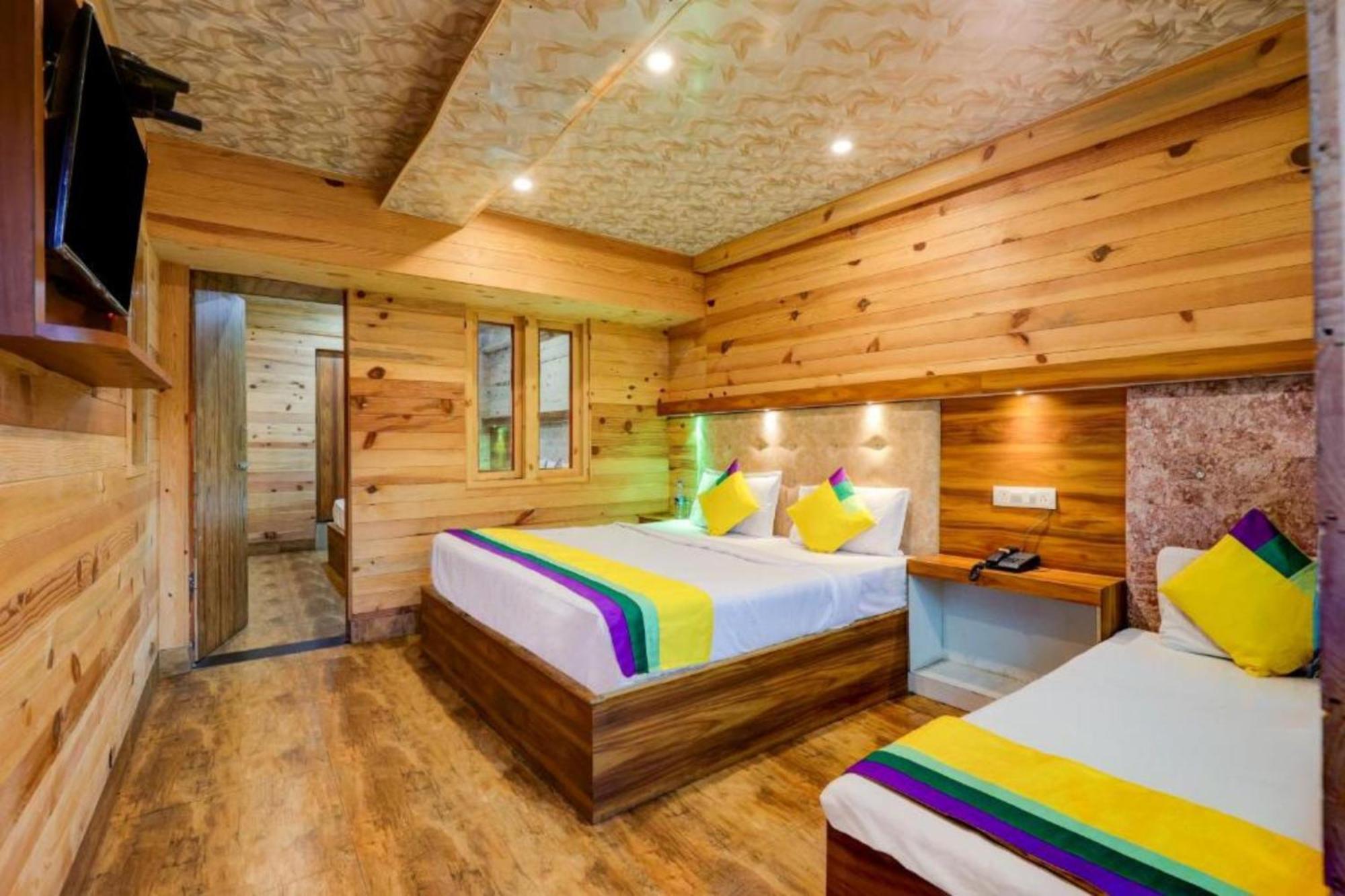 Hotel Vinayak Nainital Near Mall Road Lake View Room Εξωτερικό φωτογραφία